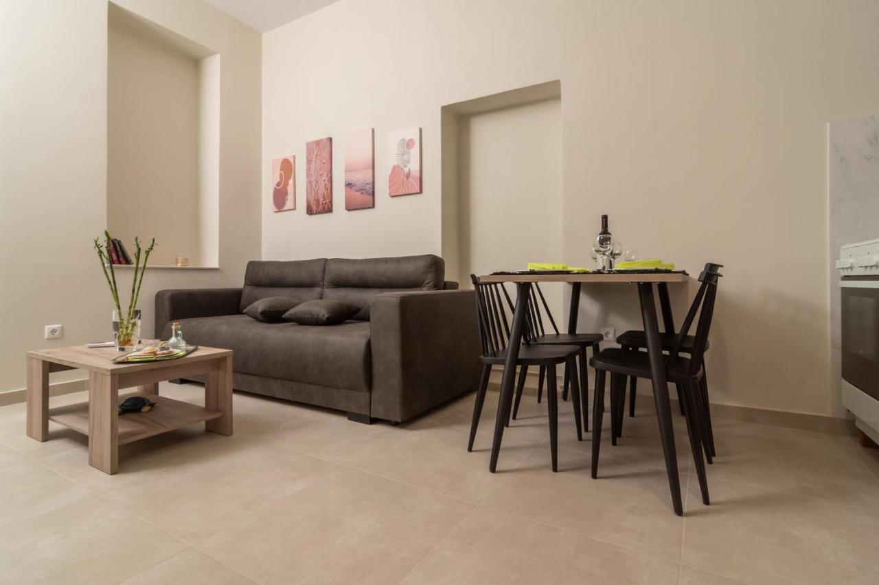 Gemma Apartments Palaiochora Ngoại thất bức ảnh
