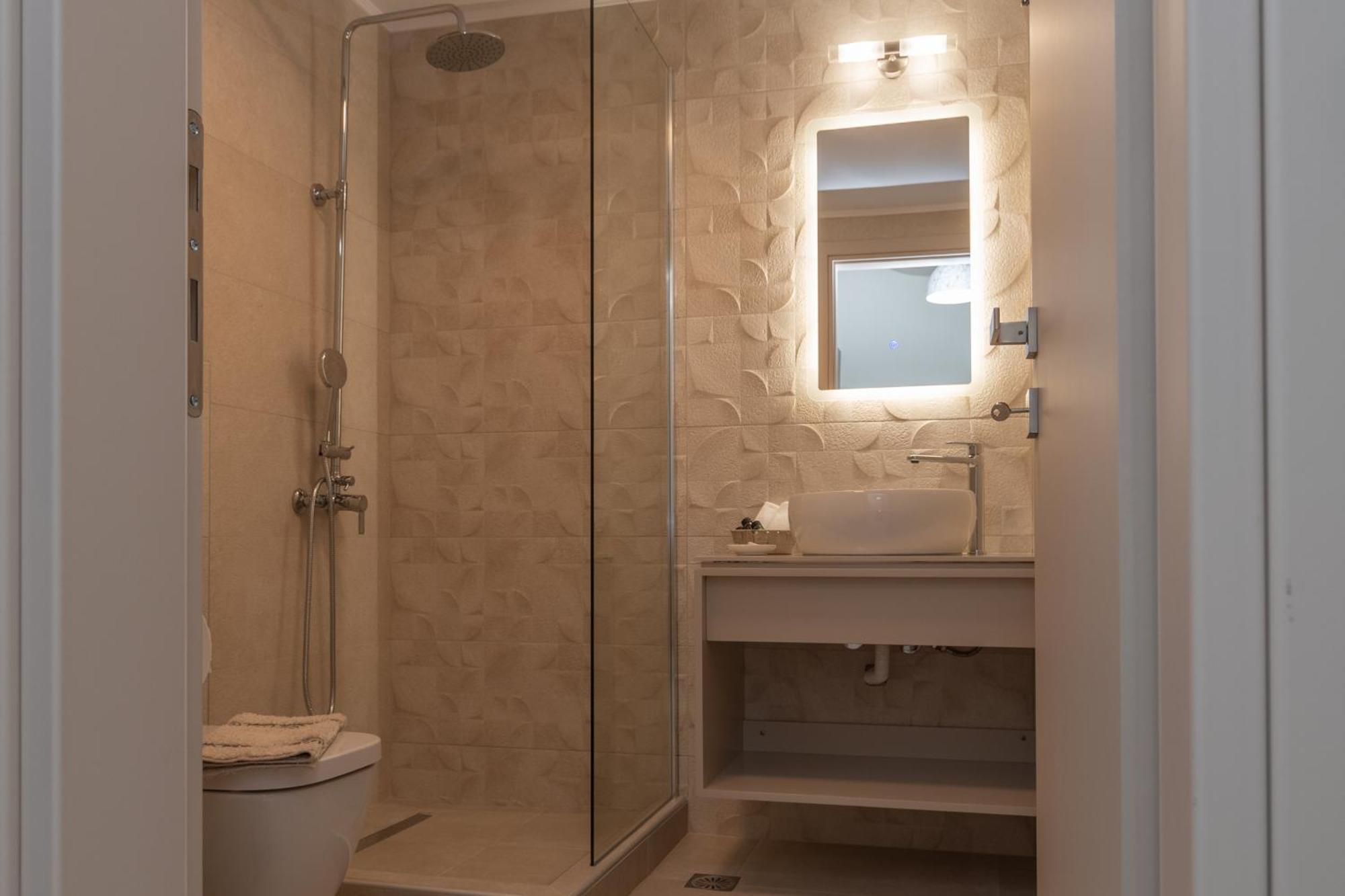 Gemma Apartments Palaiochora Ngoại thất bức ảnh