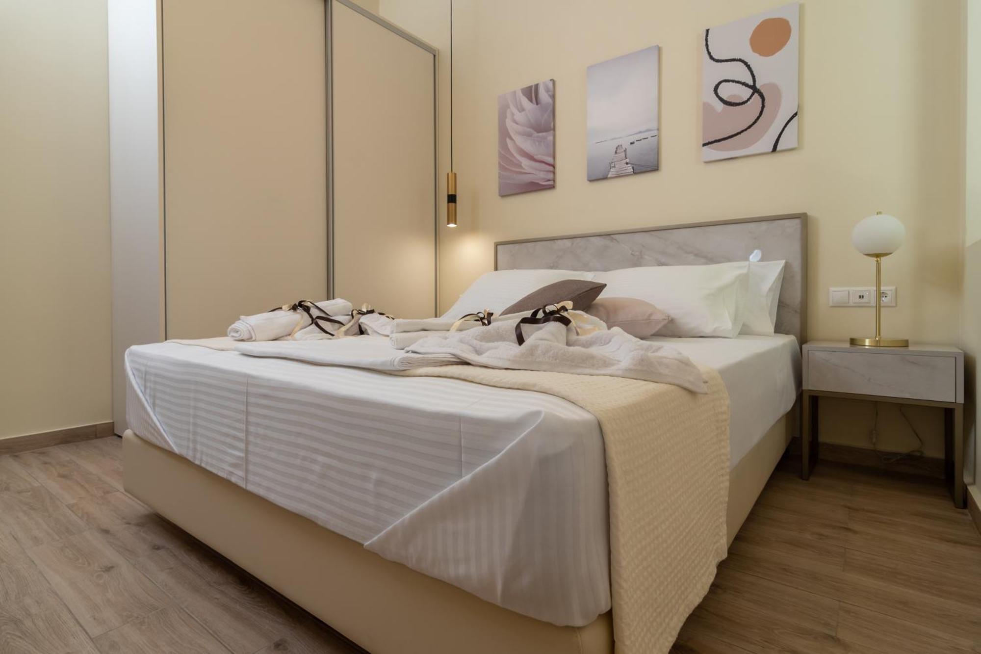 Gemma Apartments Palaiochora Ngoại thất bức ảnh